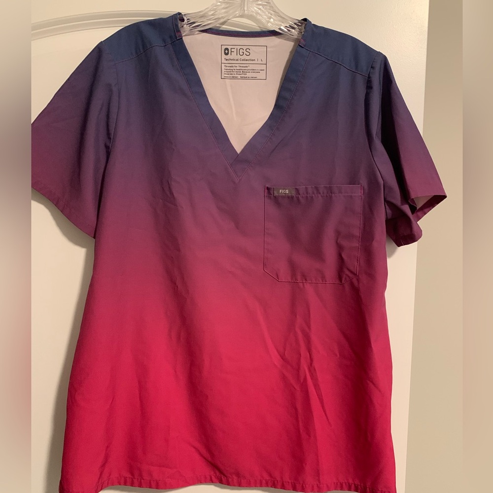 Like new, Figs limited edition ombré scrub set